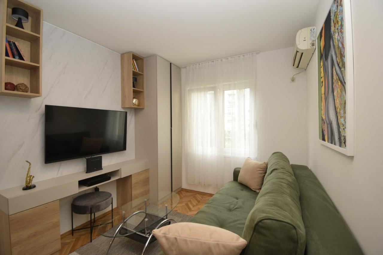 פודגוריצה Studio Apartment Art Zone מראה חיצוני תמונה